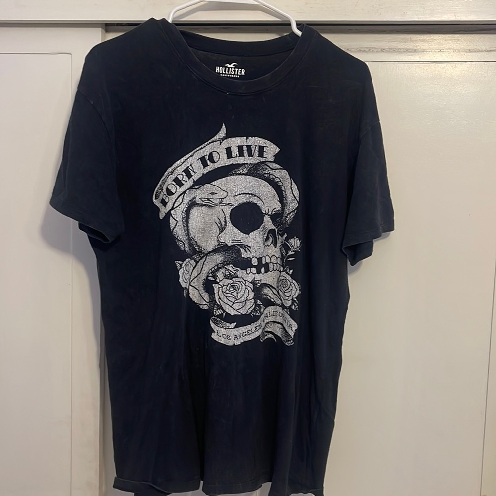 Hollister Tee